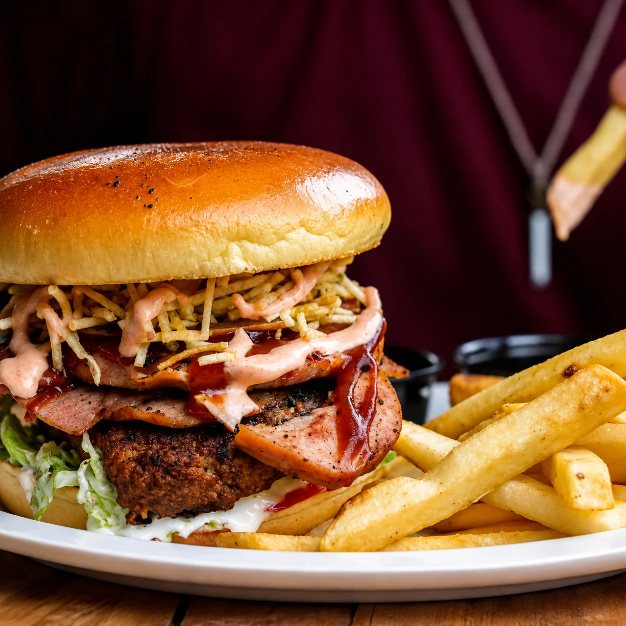2 Burgers Bacanas + 2 Sodas por solo $10 en Arepitas Q' Chimba - Image 3
