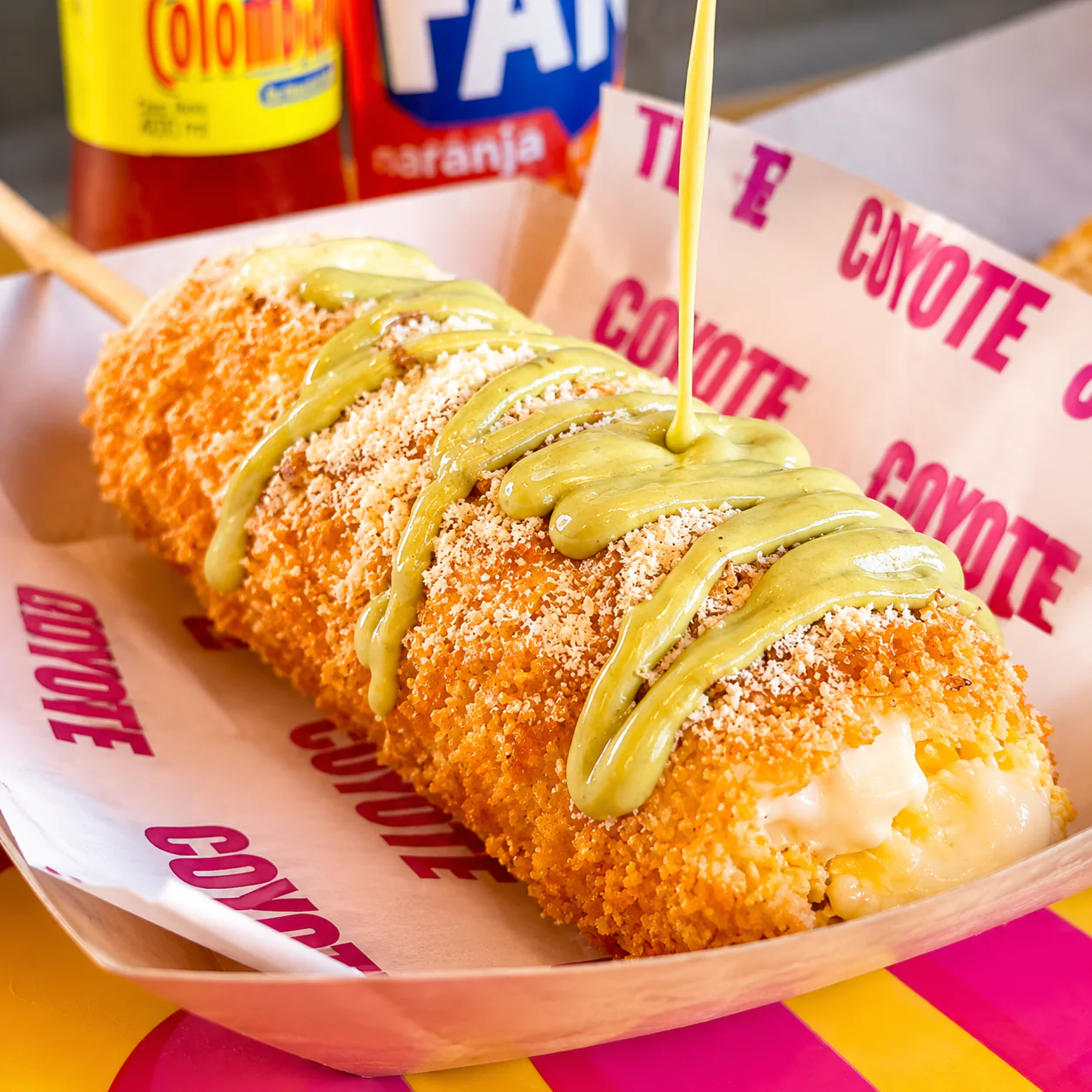 2 Coyote Dogs + 2 Elotes + 2 Esquites por solo $20 en Coyote Brisas del Golf - Image 4