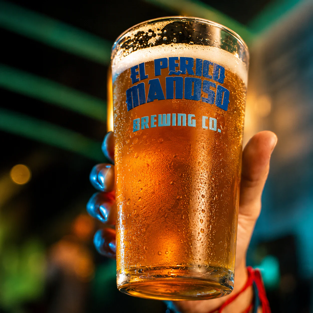 5 Cervezas Artesanales por solo $10 en El Perico Mañoso para vivir el Mundial - Image 3