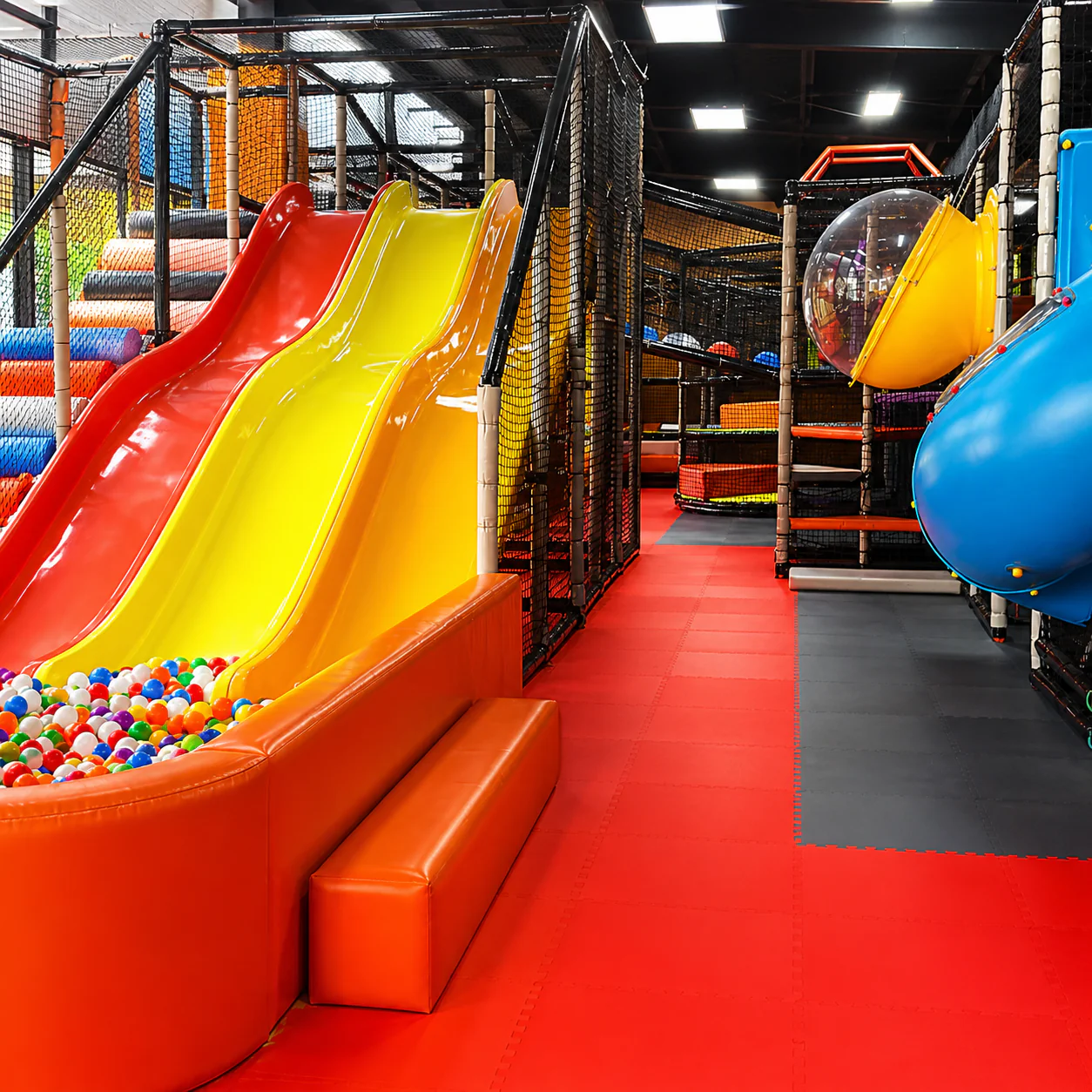 2 Horas de juego ilimitado para 1 niño + 2 adultos + Botella de Agua por $10 en Dream Play - Image 7