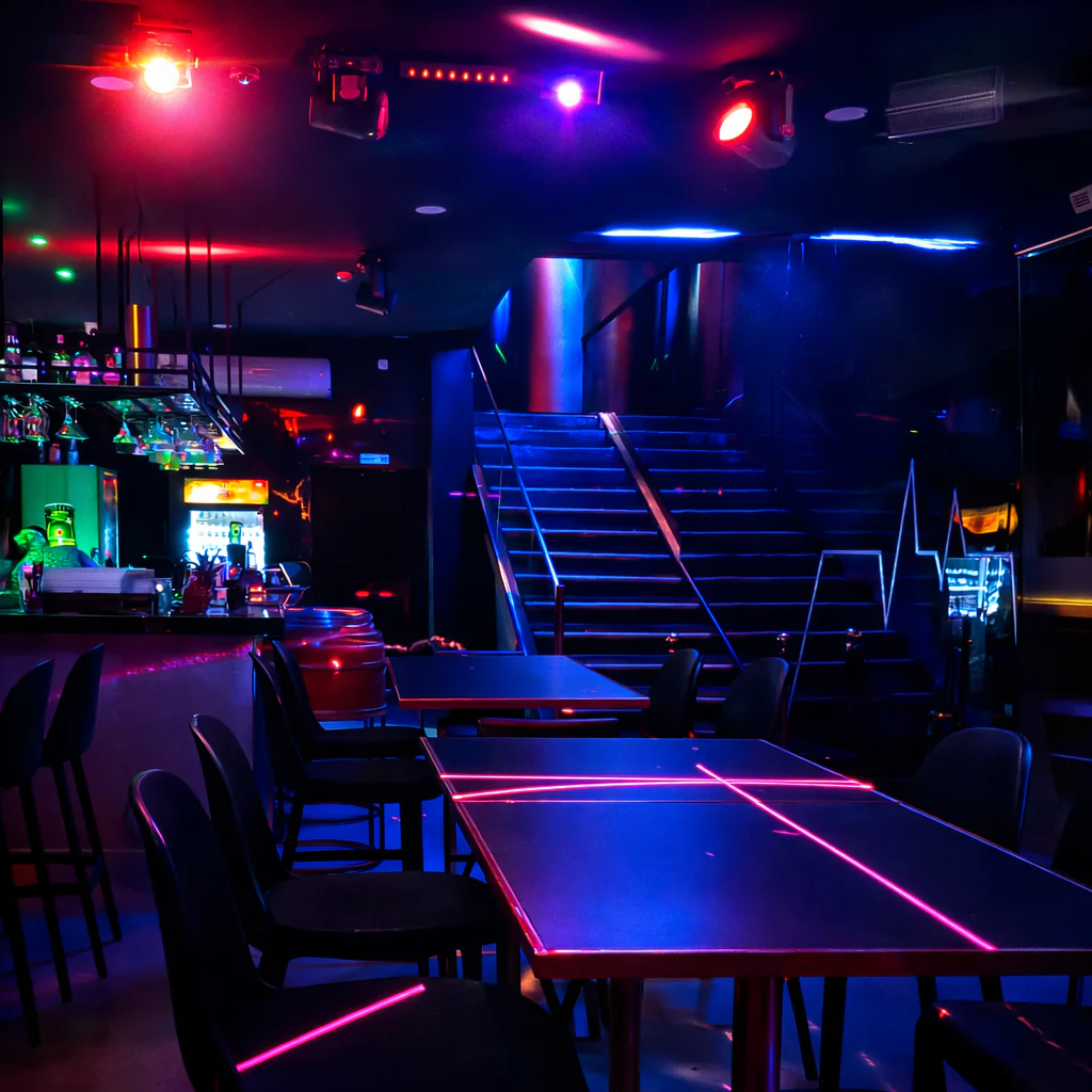 Open Gin, Ron y Vodka para 2 Personas por solo $10 en Lost Exclusive - Image 3